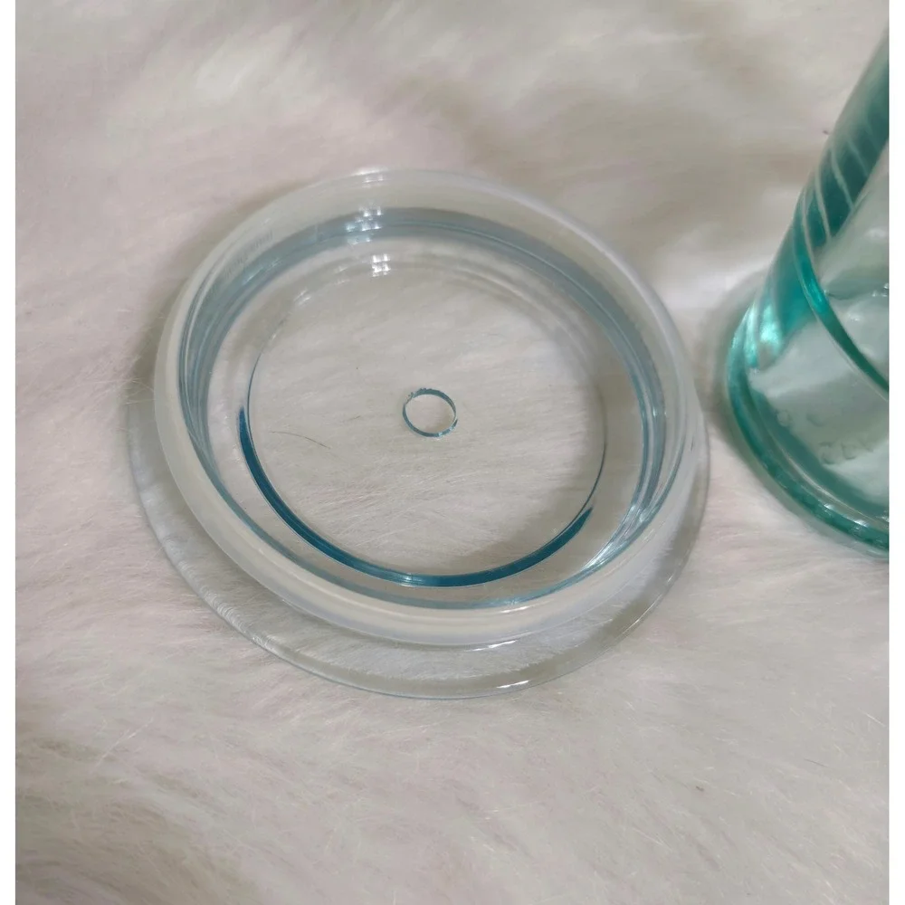 Starbucks‎ Recycled Green Glass Tumbler 20 oz Cold Cup With Clear Lid 2015